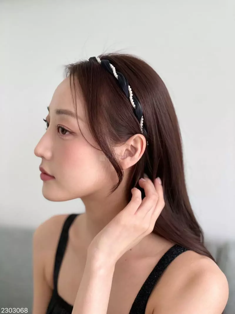 Reina - Korean Women Fashion - #womensfashion - 2303068 Pearl Hairband - 2