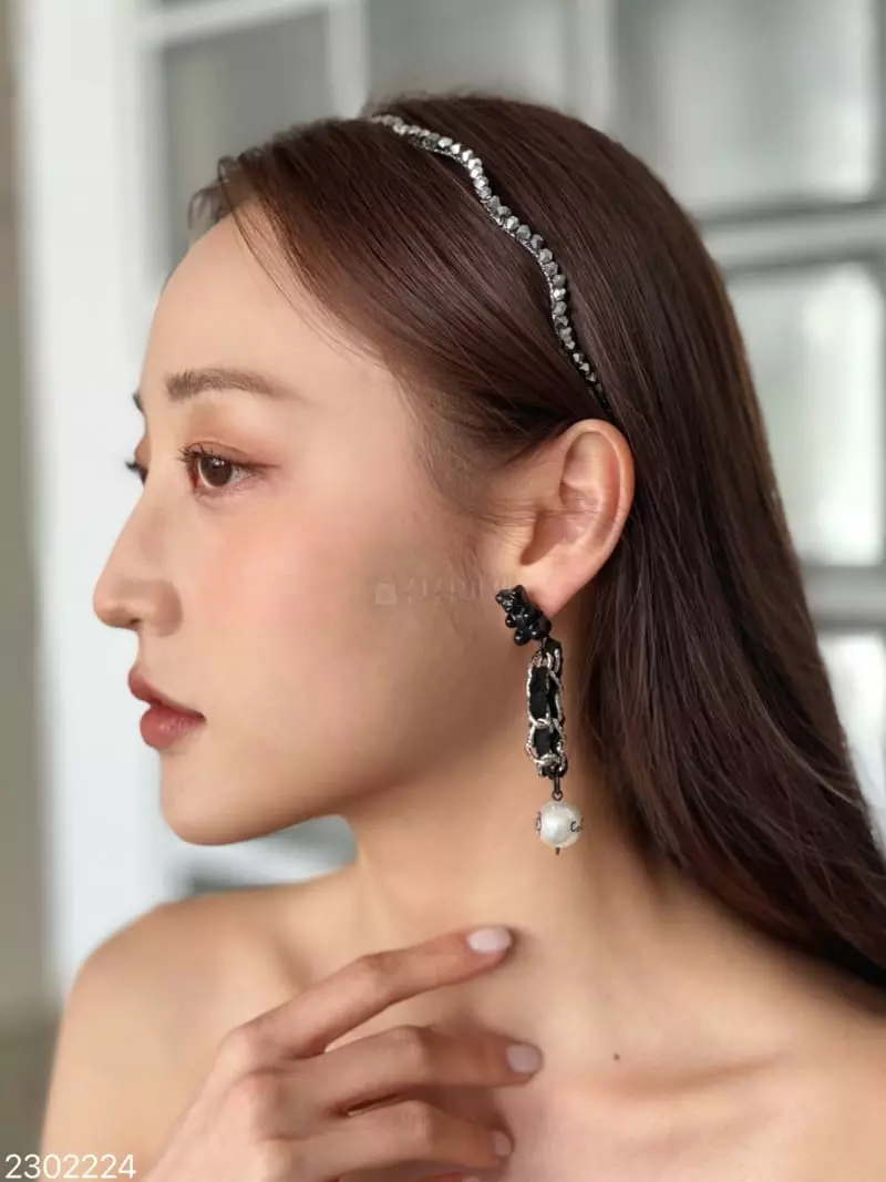 Reina - Korean Women Fashion - #womensfashion - 2302224 Line Simple Hairband - 3