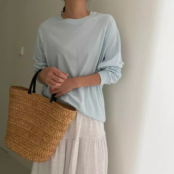Ripple - Korean Women Fashion - #pursuepretty - Salt Raglan Tee - 2