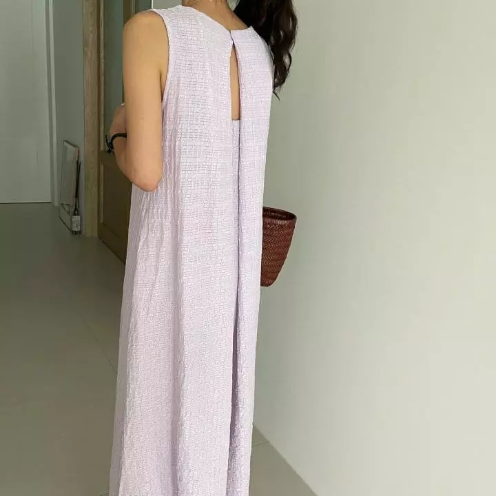 Ripple - Korean Women Fashion - #restrostyle - Pearls One-piece - 5