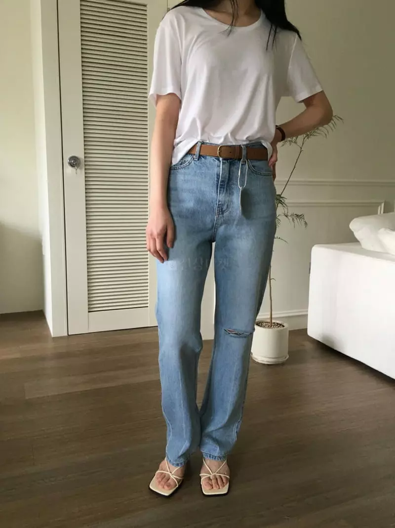 Sea Sand Salt - Korean Women Fashion - #momslook - Cal Straight Jeans - 2