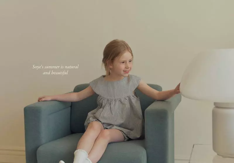 Soye - Korean Children Fashion - #littlefashionista - Cape Top Bottom Set - 5