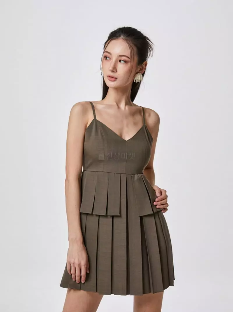 Stage - Korean Women Fashion - #shopsmall - Clo Wrinkle One-piece - 5