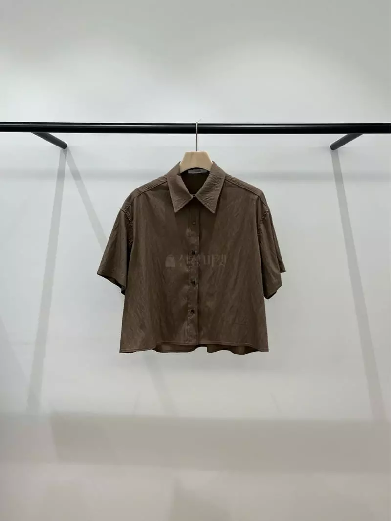Taupe - Korean Women Fashion - #momslook - Crop Shirt