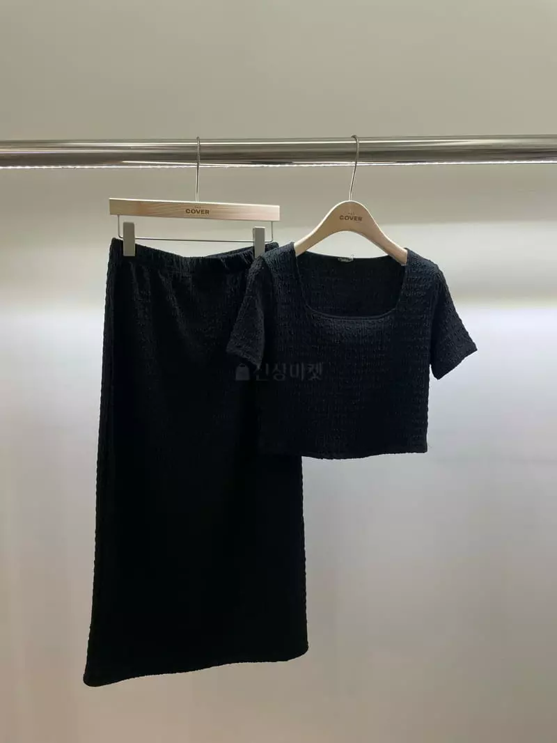 The Cover - Korean Women Fashion - #womensfashion - Ive Top Bottom Set - 2
