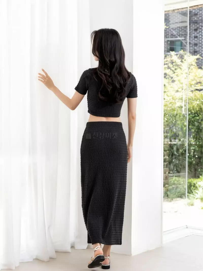 The Cover - Korean Women Fashion - #womensfashion - Ive Top Bottom Set - 8
