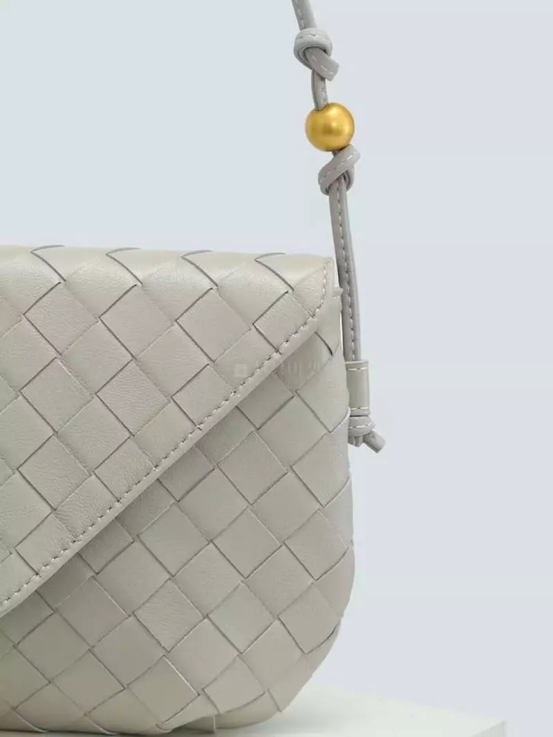 Trouvaille - Korean Women Fashion - #momslook - Mesh Matal Cross Bag - 2