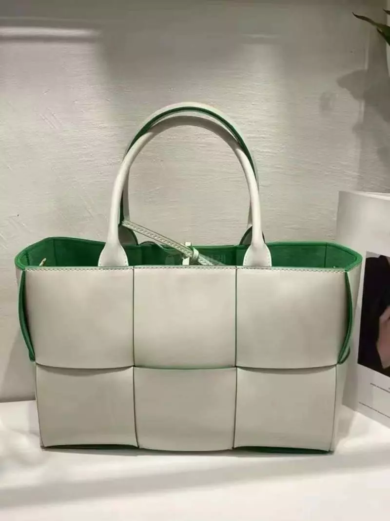 Trouvaille - Korean Women Fashion - #romanticstyle - Arco Cross Bag L