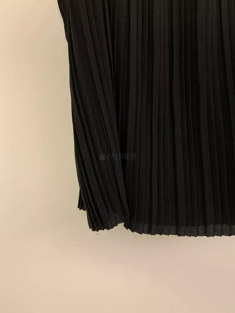Underkey - Korean Women Fashion - #momslook - Queen Sleeveless - 12