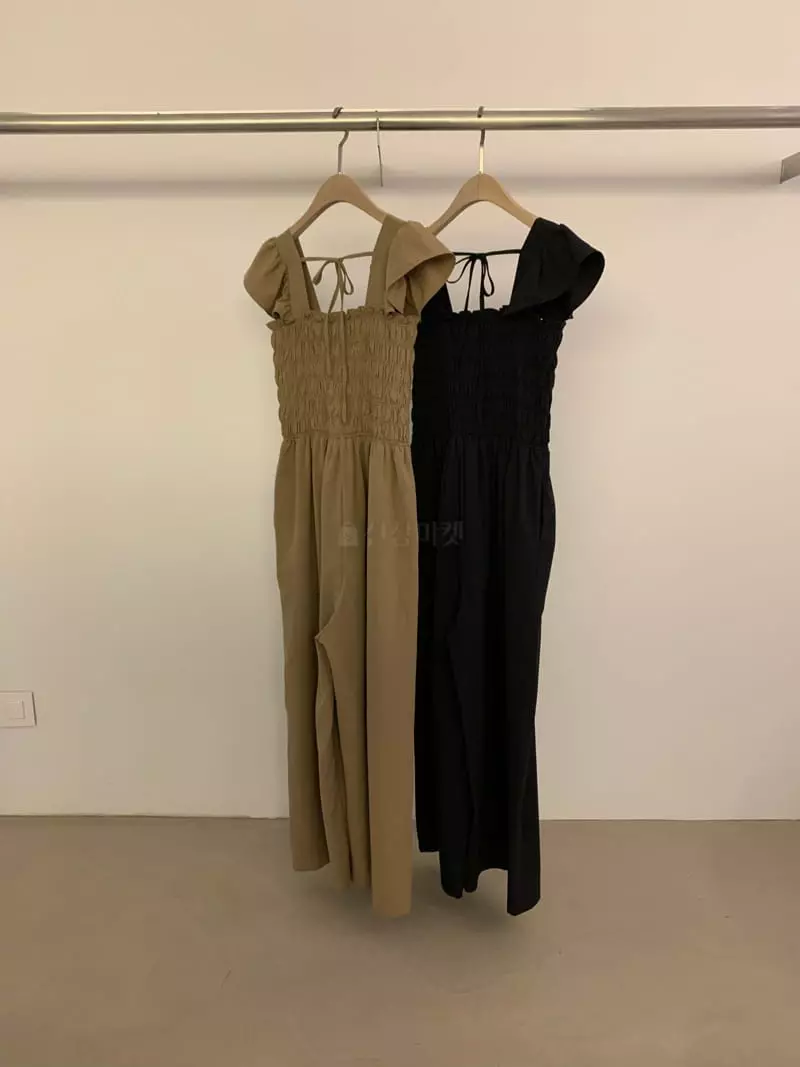 Underkey - Korean Women Fashion - #momslook - Aria Jumpsuit - 2