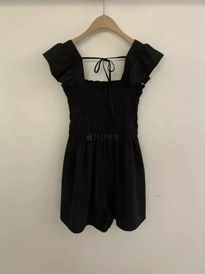 Underkey - Korean Women Fashion - #romanticstyle - Maria Half Jumpsuit - 12