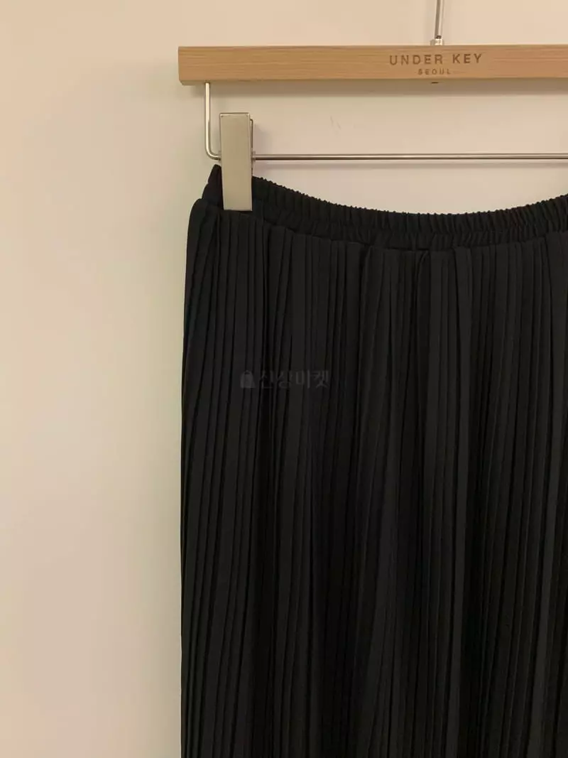 Underkey - Korean Women Fashion - #womensfashion - Queen Pleats Skirt - 12