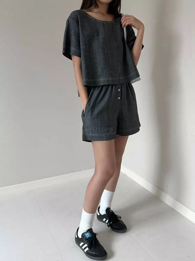 Unene Garden - Korean Women Fashion - #momslook - Summer Plare Top - 6