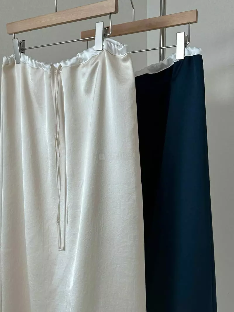 Unene Garden - Korean Women Fashion - #momslook - Shatin Skirt - 12