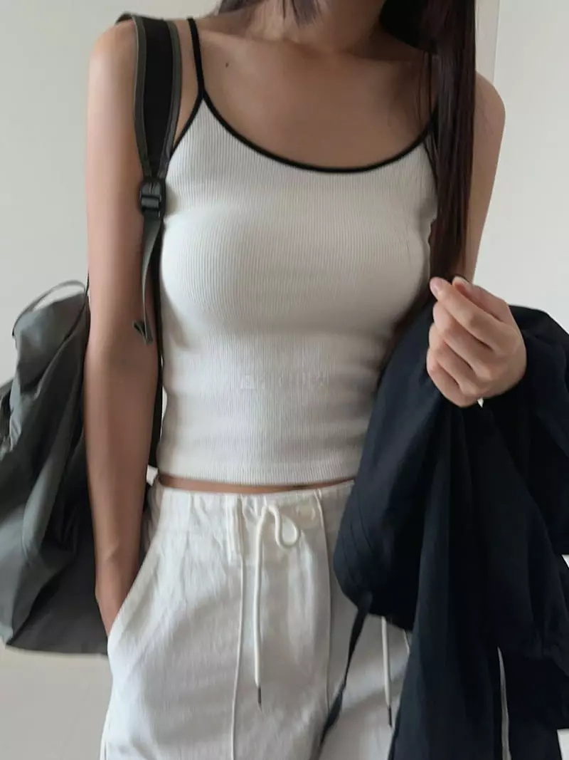 Unene Garden - Korean Women Fashion - #momslook - Bebe Sleeveless - 7
