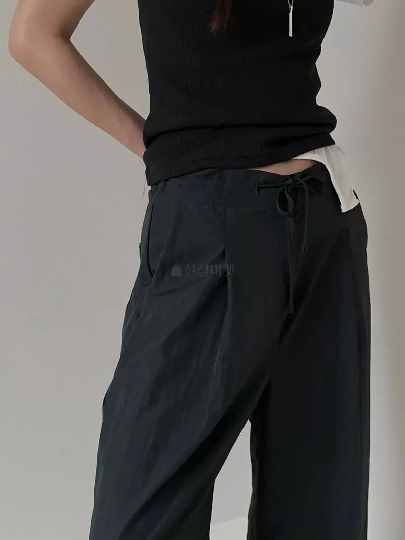Unene Garden - Korean Women Fashion - #momslook - Masimo Pants - 3