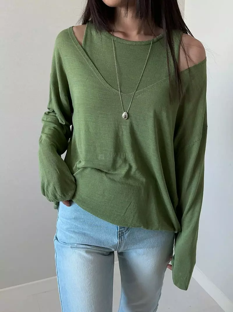 Unene Garden - Korean Women Fashion - #momslook - Libeb V Neck Knit Tee - 7