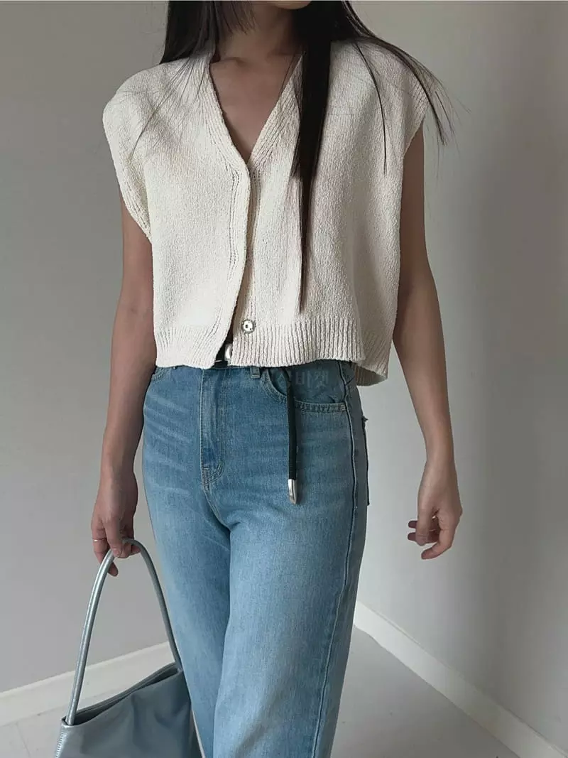 Unene Garden - Korean Women Fashion - #thelittlethings - Bookle Snap Vest - 9
