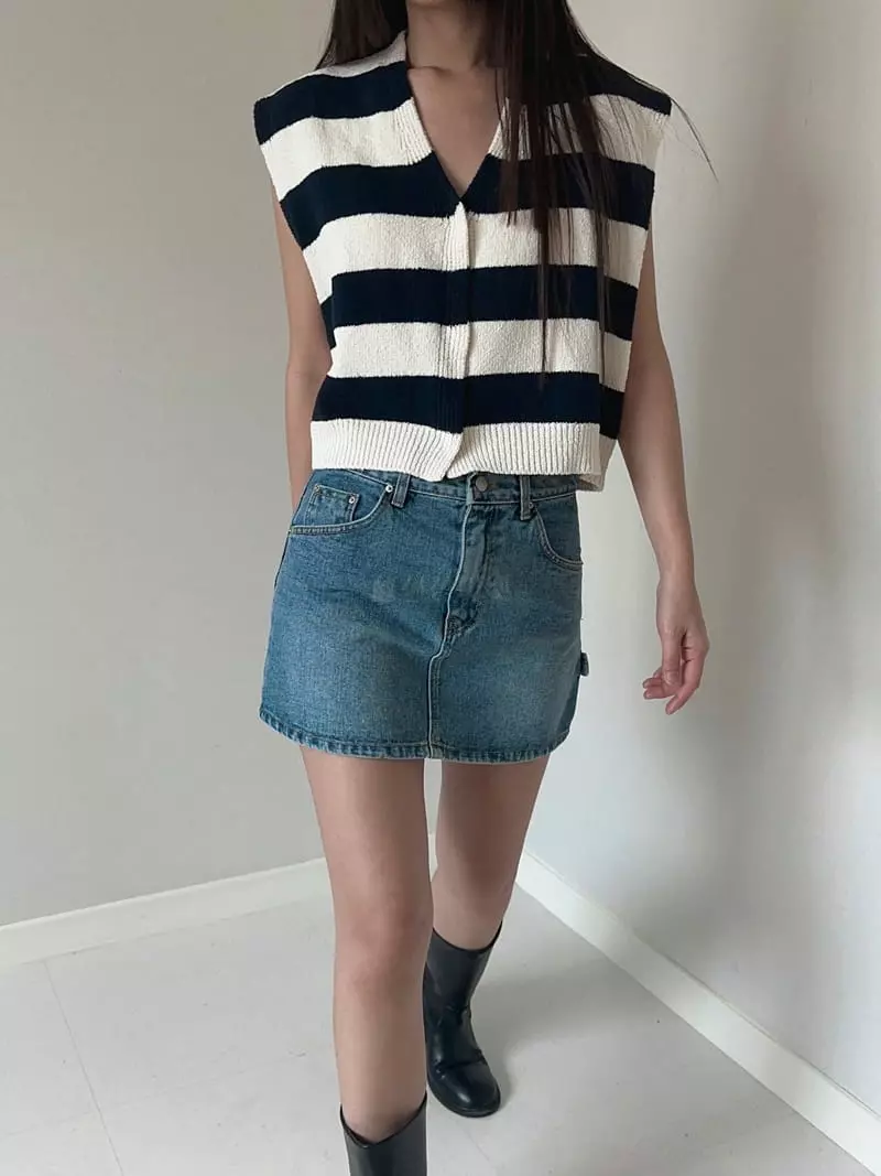 Unene Garden - Korean Women Fashion - #vintageinspired - Bookle Snap Vest - 2