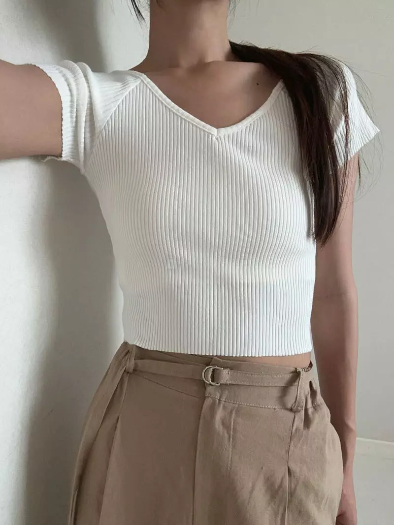 Unene Garden - Korean Women Fashion - #vintageinspired - Leo Tee - 10