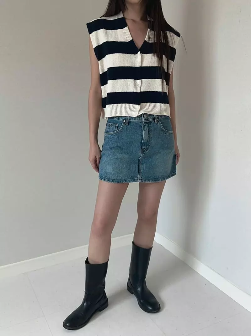 Unene Garden - Korean Women Fashion - #womensfashion - Bookle Snap Vest