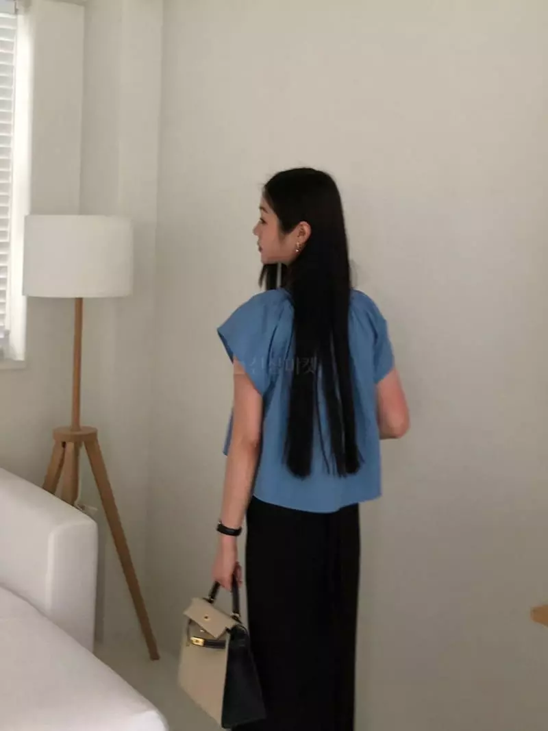 Your - Korean Women Fashion - #momslook - Cloud Shirring Blouse - 2