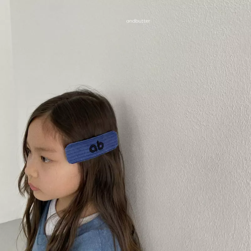 Andbutter - Korean Children Fashion - #Kfashion4kids - Gordang Embroidery Hairpin - 3