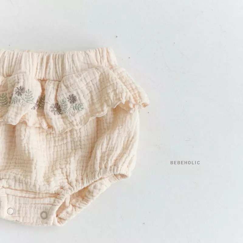 Bebe Holic - Korean Baby Fashion - #babyfashion - Daisy Embrodiery Bloomer - 9