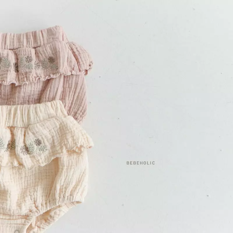 Bebe Holic - Korean Baby Fashion - #babyoutfit - Daisy Embrodiery Bloomer