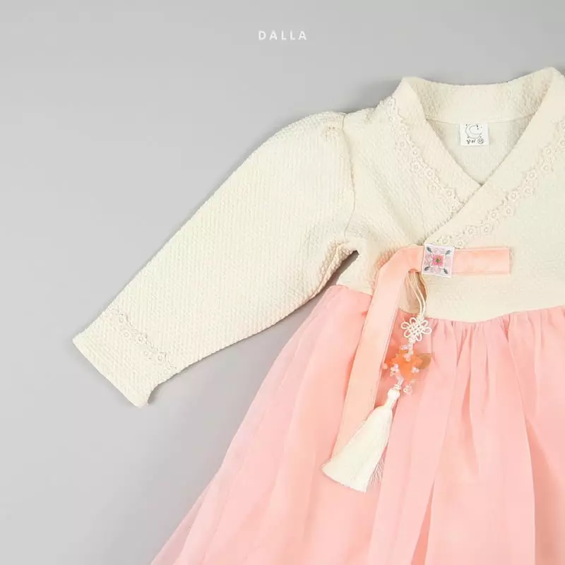 Dalla - Korean Children Fashion - #prettylittlegirls - Party Girl Hanbok - 2