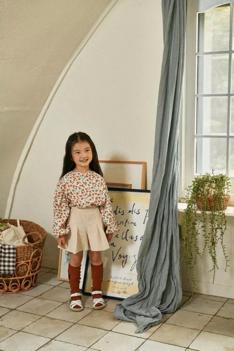 A-Market - Korean Children Fashion - #childofig - Heart Blouse - 2
