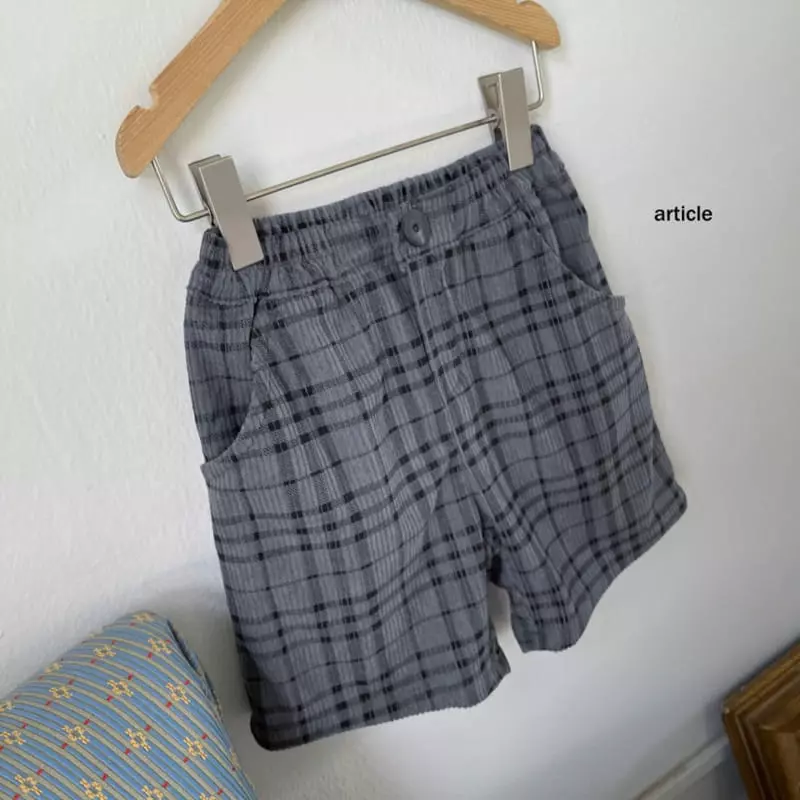 Article - Korean Children Fashion - #prettylittlegirls - Checks Shorts - 2