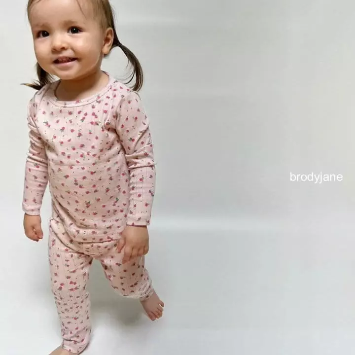 Brody Jane - Korean Children Fashion - #kidzfashiontrend - Cotton Eyelet Wahing Flower Pajama - 8