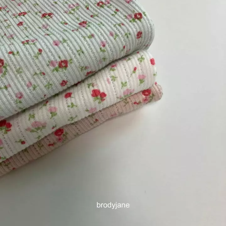 Brody Jane - Korean Children Fashion - #toddlerclothing - Little Flower Eyelet Pajama - 7