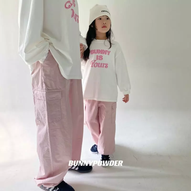 Bunny Powder - Korean Children Fashion - #kidsshorts - Shy Cargo Pants with Mom - 5