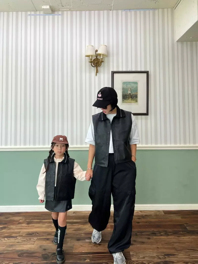 Fine-Studio - Korean Children Fashion - #kidsshorts - Leather Vest with Mojm - 2