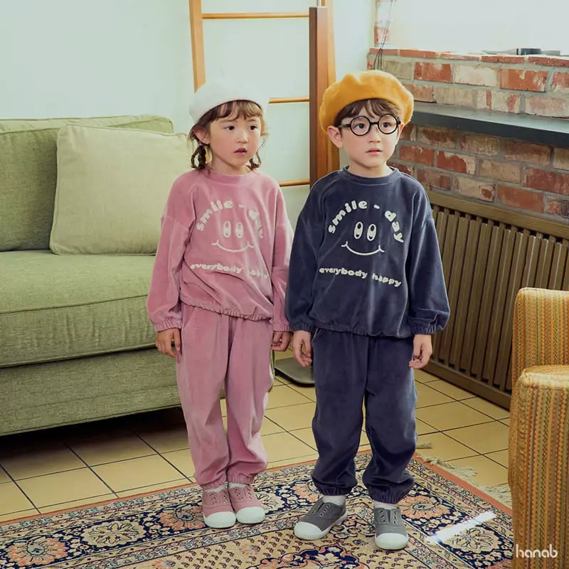 Hanab - Korean Children Fashion - #prettylittlegirls - Veloure Top Bottom Set - 3
