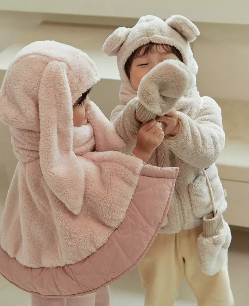 Here I Am - Korean Children Fashion - #littlefashionista - Kinder Cape - 4