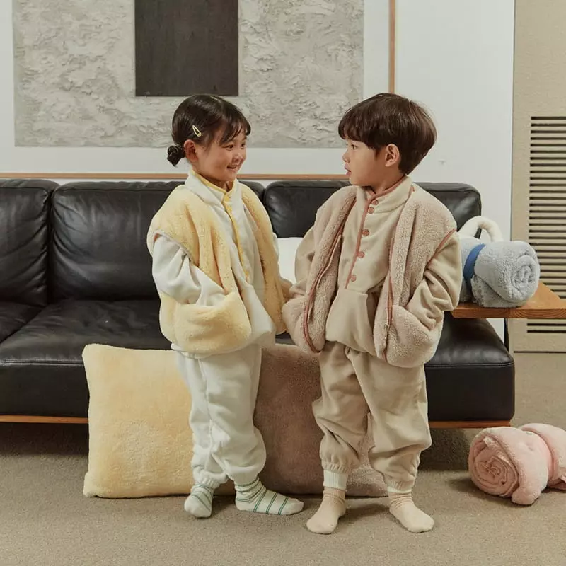 Here I Am - Korean Children Fashion - #prettylittlegirls - Hipen Fleece Set up - 9