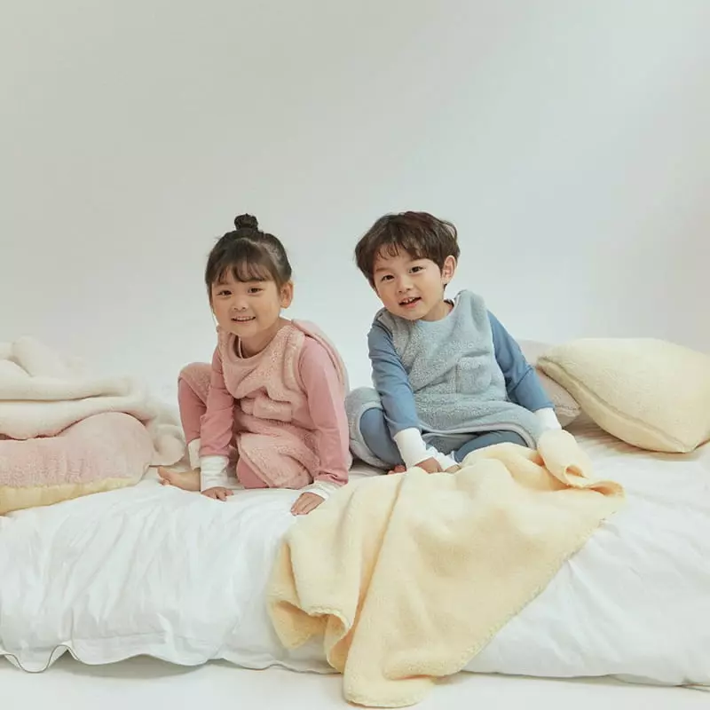 Here I Am - Korean Children Fashion - #stylishchildhood - Kinder Sleep Vest - 7