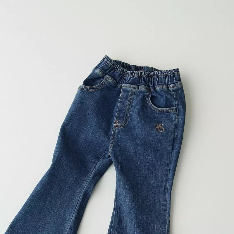 J-Room - Korean Children Fashion - #prettylittlegirls - Cherry Bootscut Jeans - 8