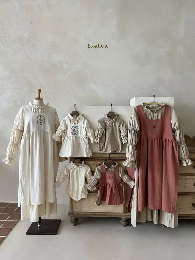 Lala - Korean Women Fashion - #restrostyle - Layer One-piece Mom - 2