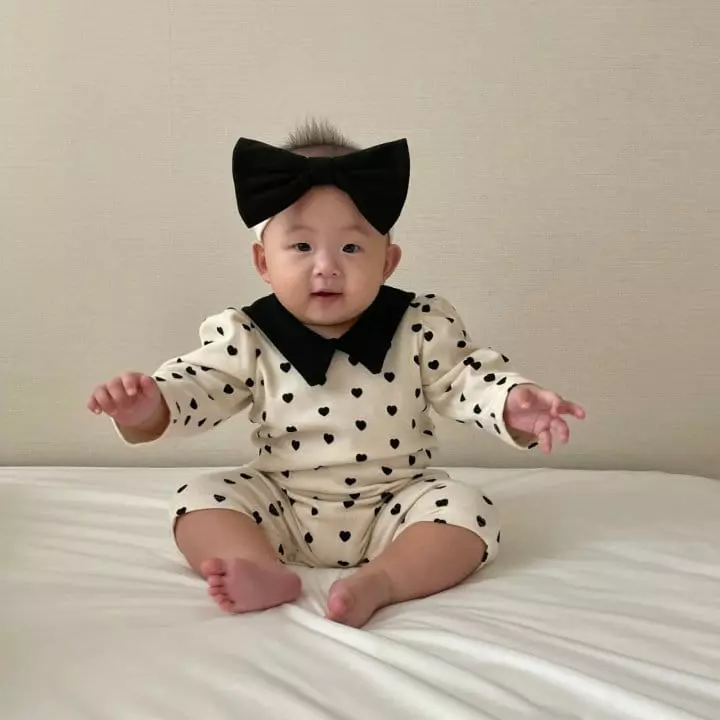 Moran - Korean Baby Fashion - #babyoninstagram - Mini Heart Bodysuit - 5