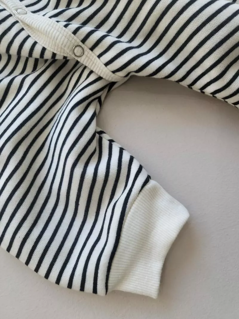 Moran - Korean Baby Fashion - #babyoninstagram - Snap Bear Bodysuit - 5