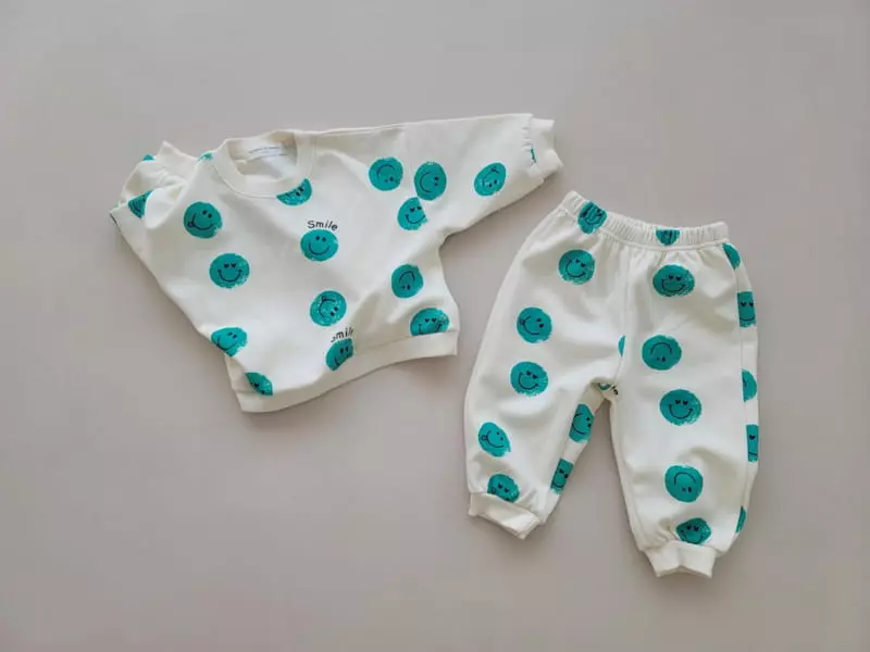 Moran - Korean Children Fashion - #minifashionista - Vintage Smile Top Bottom Set