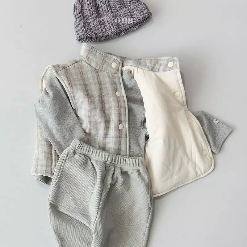 Onu - Korean Children Fashion - #stylishchildhood - Half Turtleneck Tee - 12