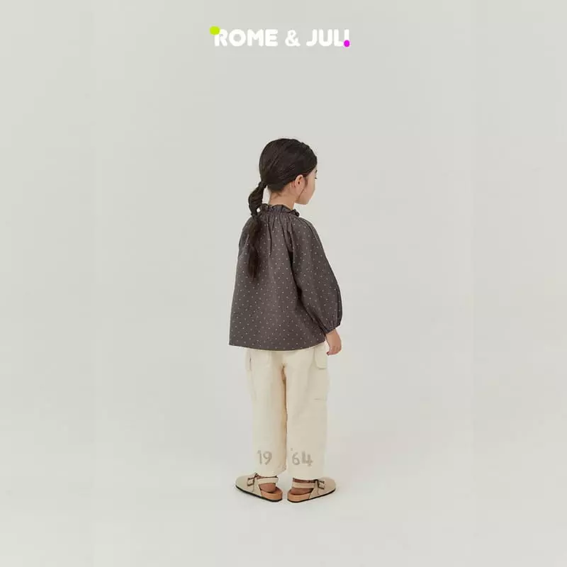 Rome Juli - Korean Children Fashion - #kidsshorts - Dot Smocked Shirring Blouse - 11