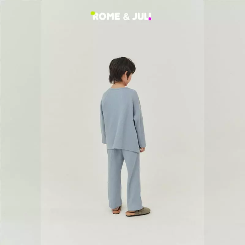 Rome Juli - Korean Children Fashion - #kidzfashiontrend - Waffle Cozy Top Bottom Set - 12