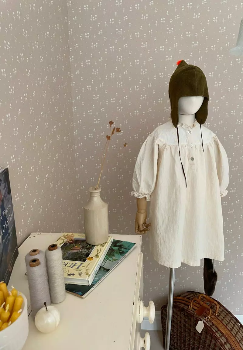 Studio M - Korean Children Fashion - #discoveringself - Cream Embrodiery One-piece - 3