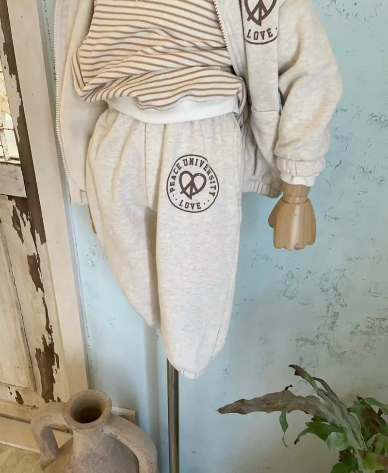 Studio M - Korean Children Fashion - #kidsshorts - Ecru Fleece Pants - 3